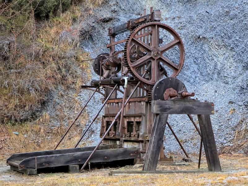 Historic stamper battery